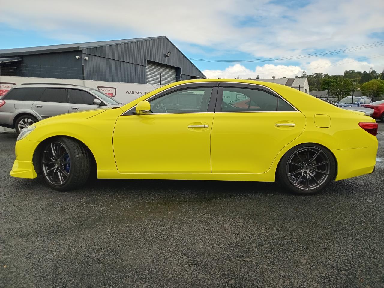 2015 Toyota Markx