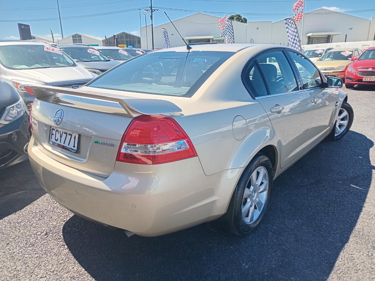 2010 Holden COMMODORE