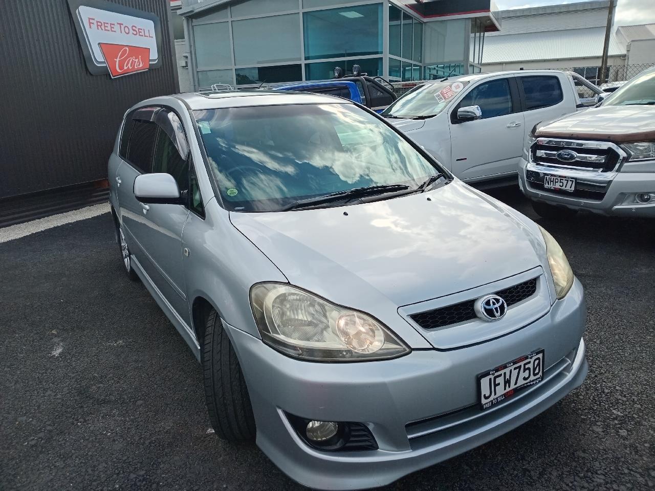 2006 Toyota IPSUM