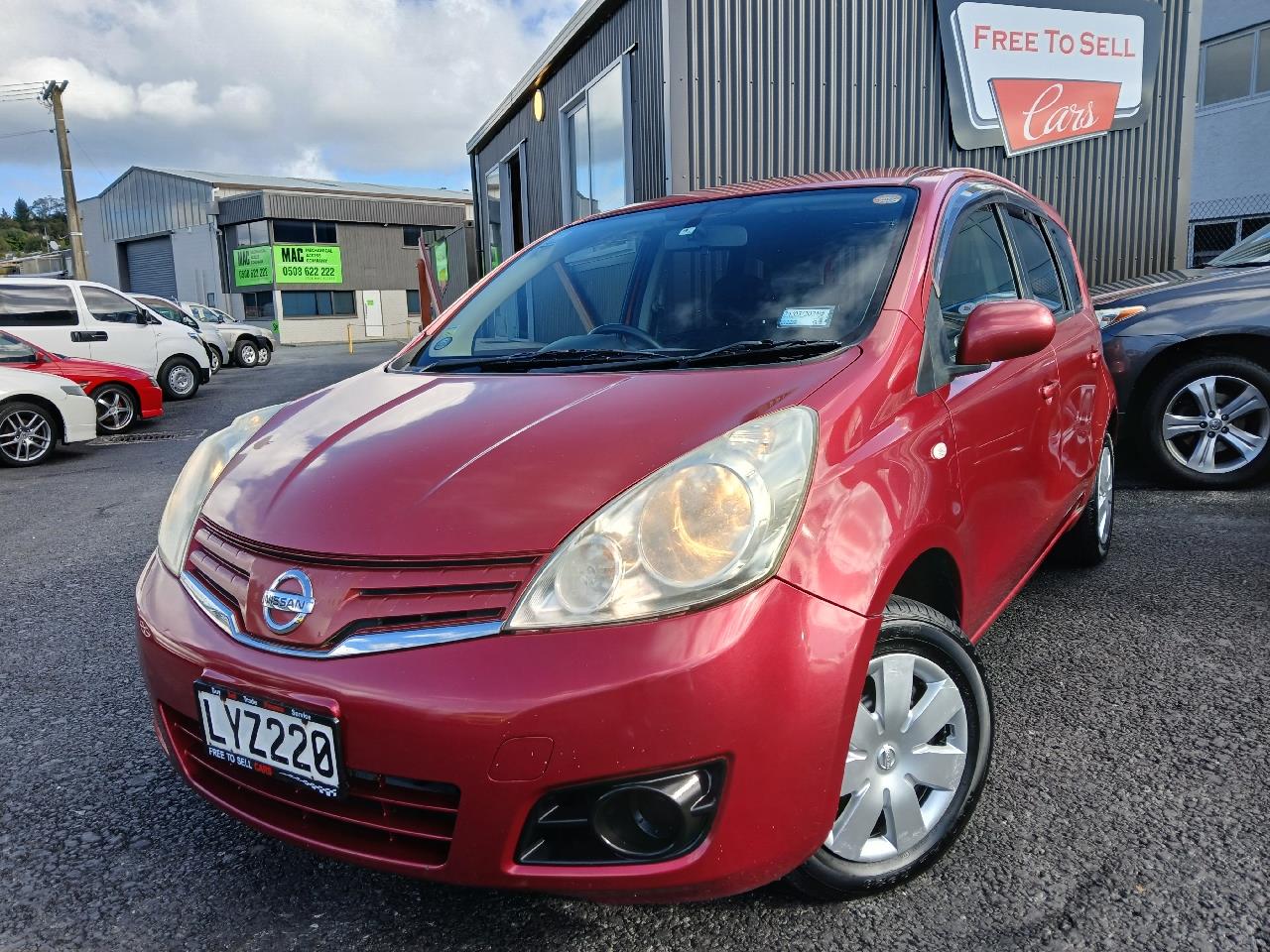 2010 Nissan NOTE