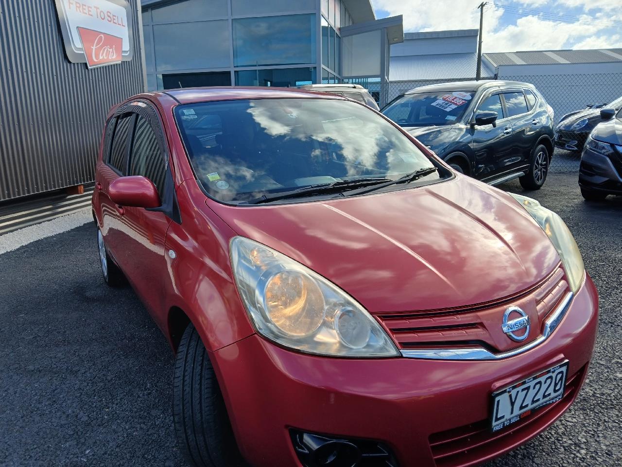 2010 Nissan NOTE