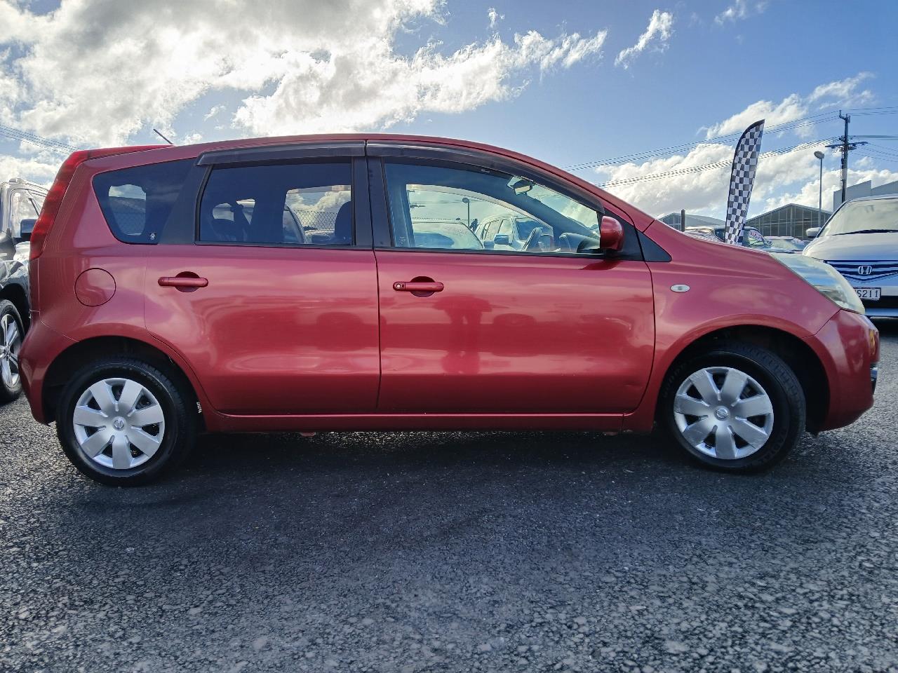 2010 Nissan NOTE