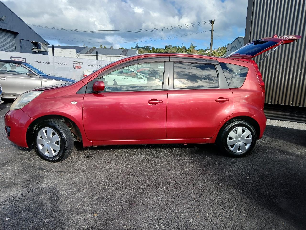 2010 Nissan NOTE