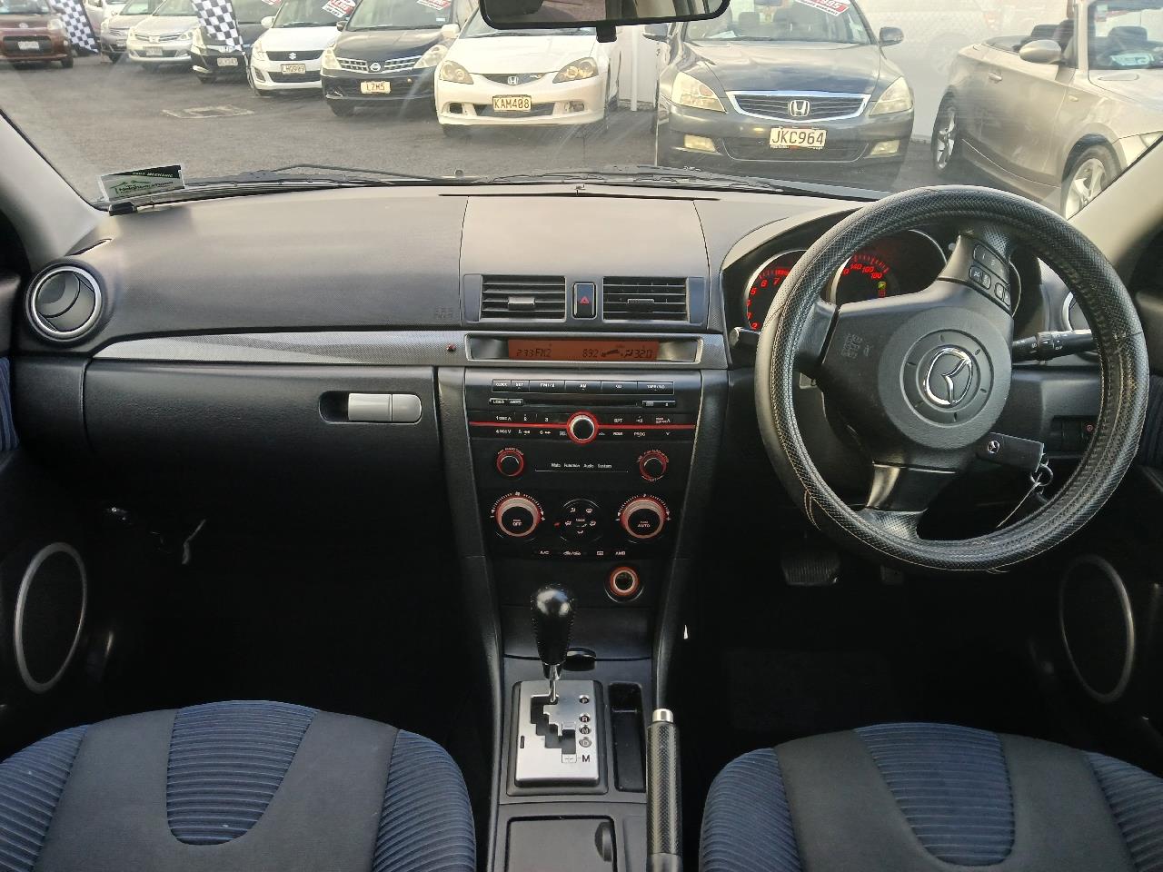 2005 Mazda AXELA