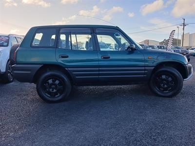 1995 Toyota RAV4 - Thumbnail