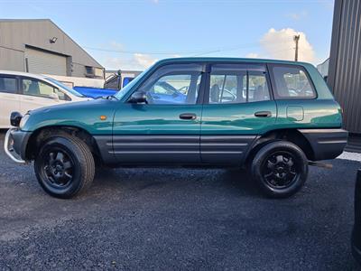 1995 Toyota RAV4 - Thumbnail