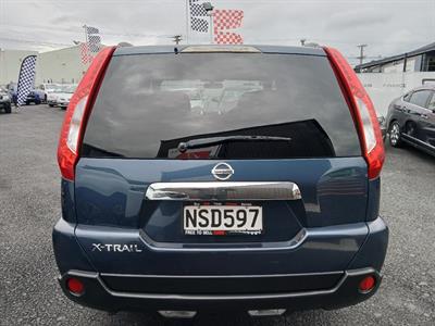 2011 Nissan X-Trail - Thumbnail