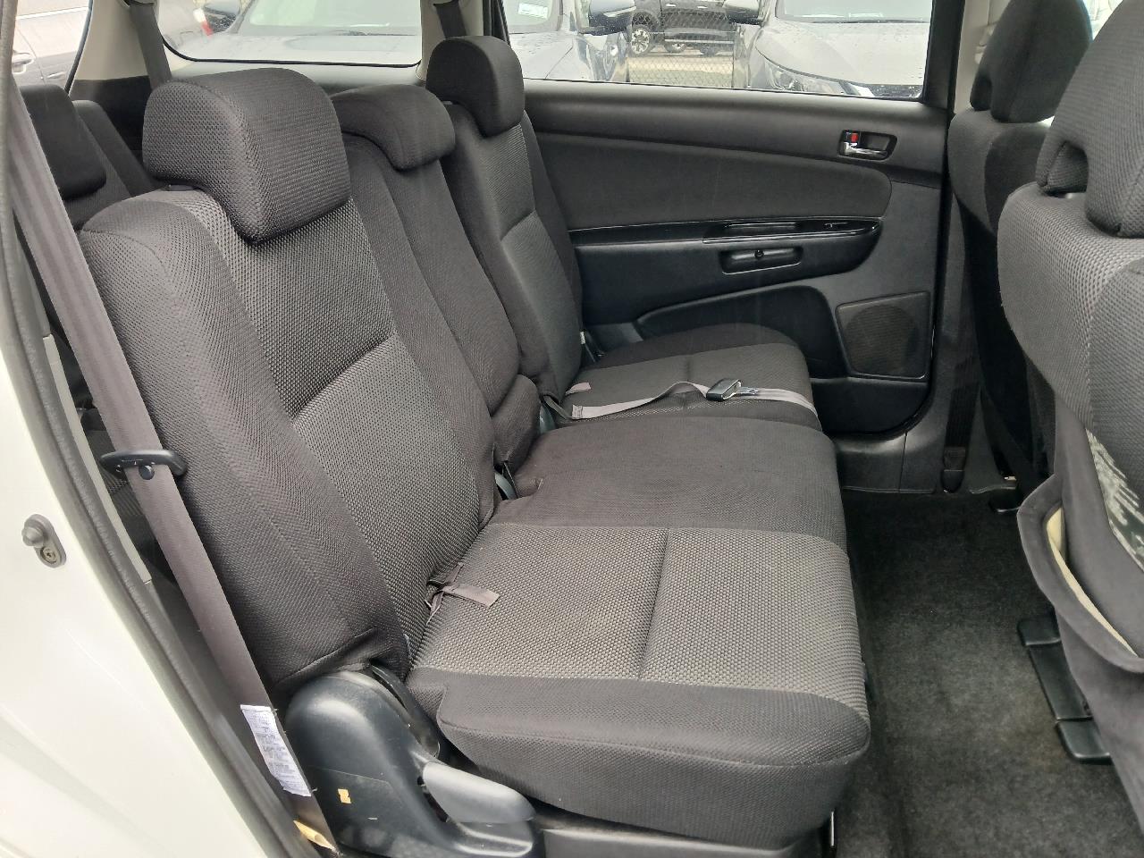 2005 Toyota WISH