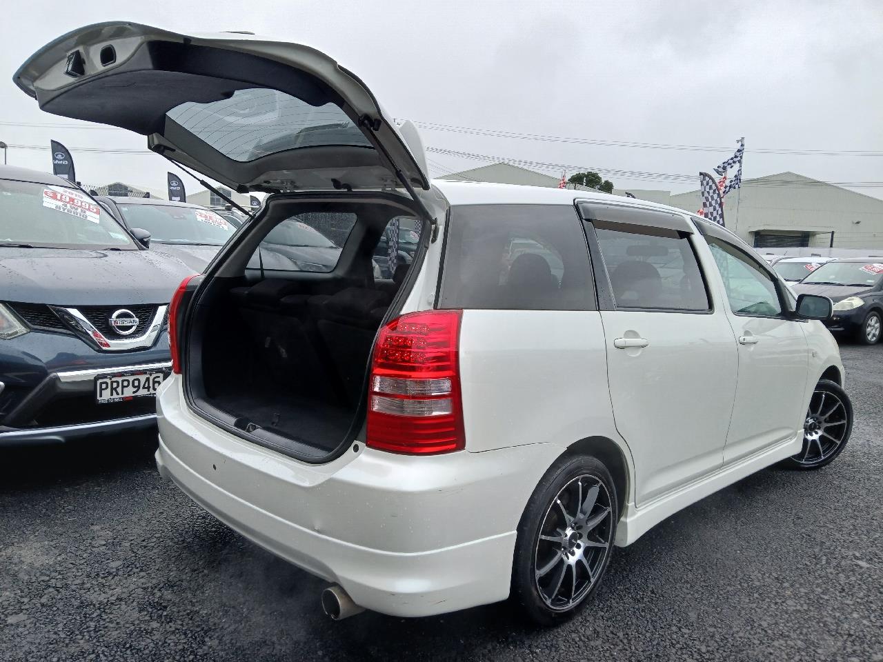 2005 Toyota WISH