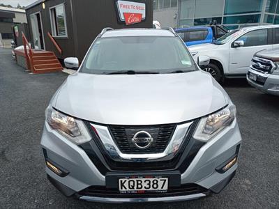 2017 Nissan X-Trail - Thumbnail