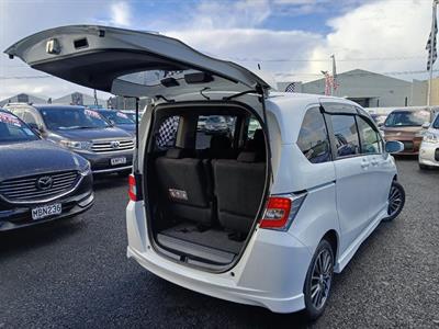 2016 Honda Freed - Thumbnail