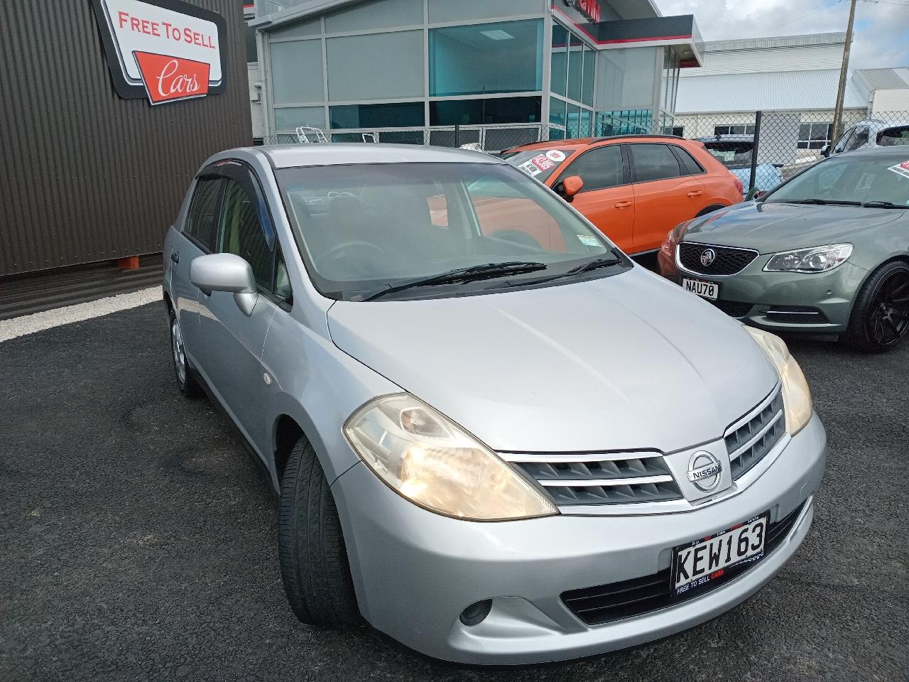 2011 Nissan TIIDA