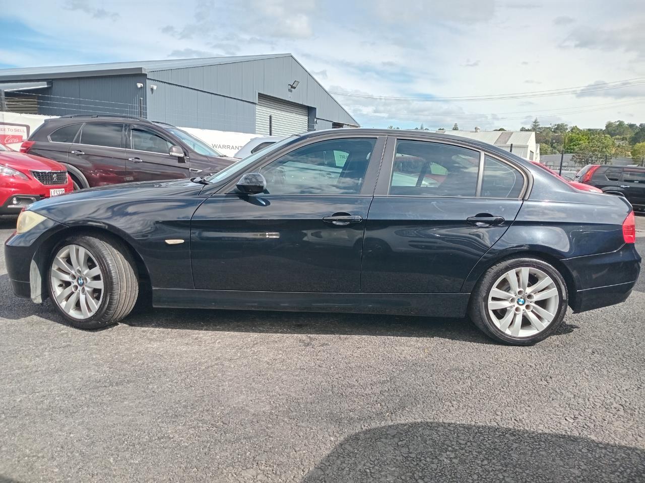 2007 BMW 320I