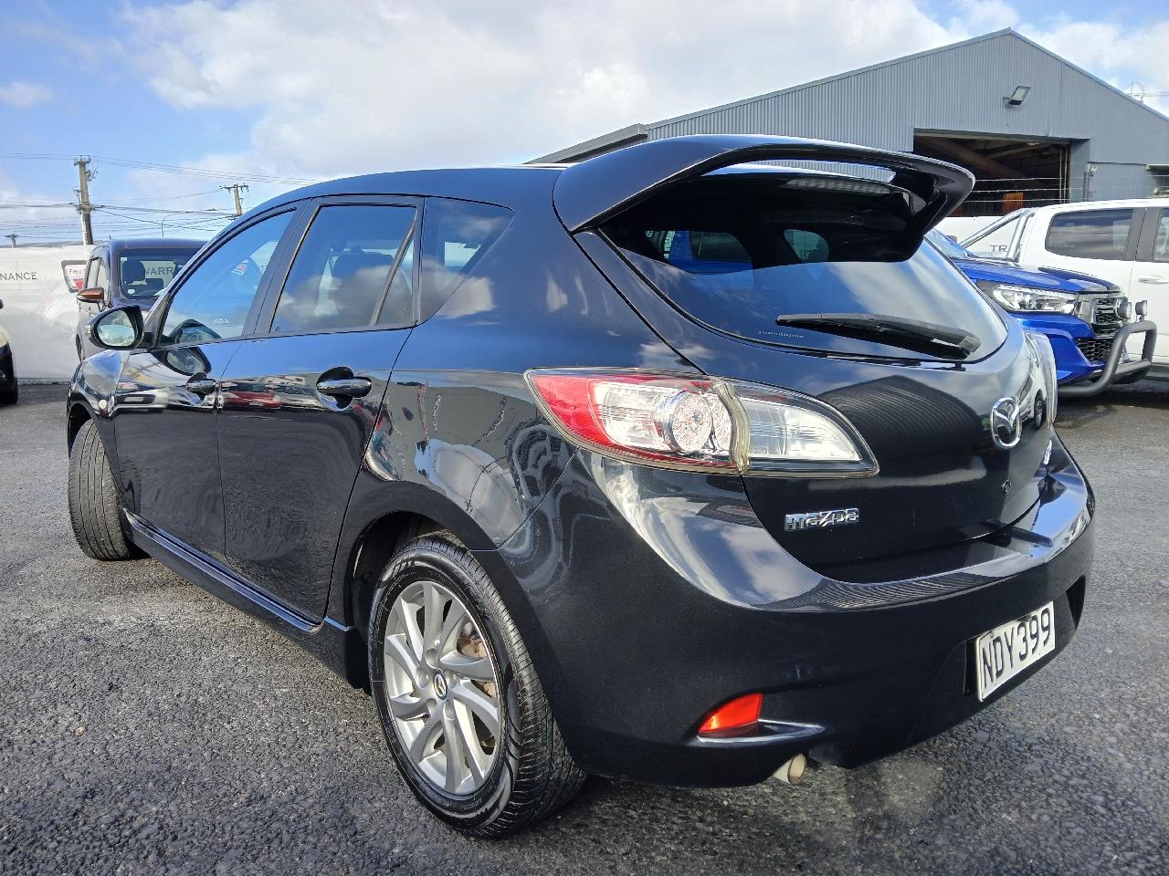 2013 Mazda AXELA