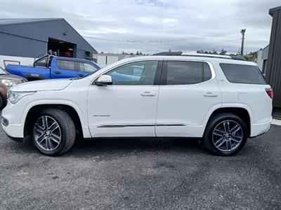 2020 Holden Acadia - Thumbnail