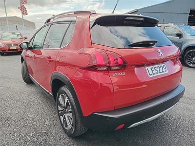 2018 Peugeot 2008 - Thumbnail