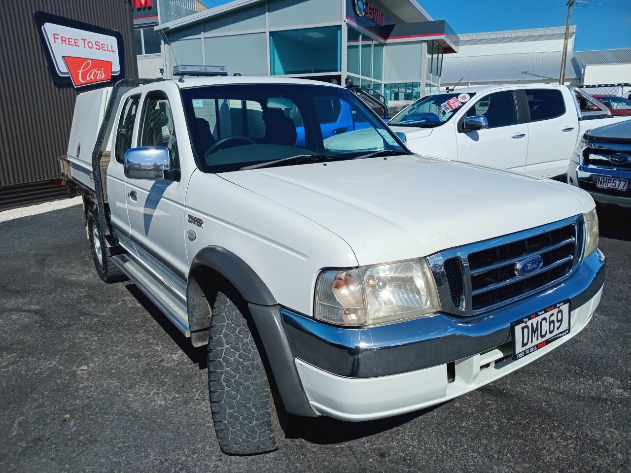 2006 Ford Courier