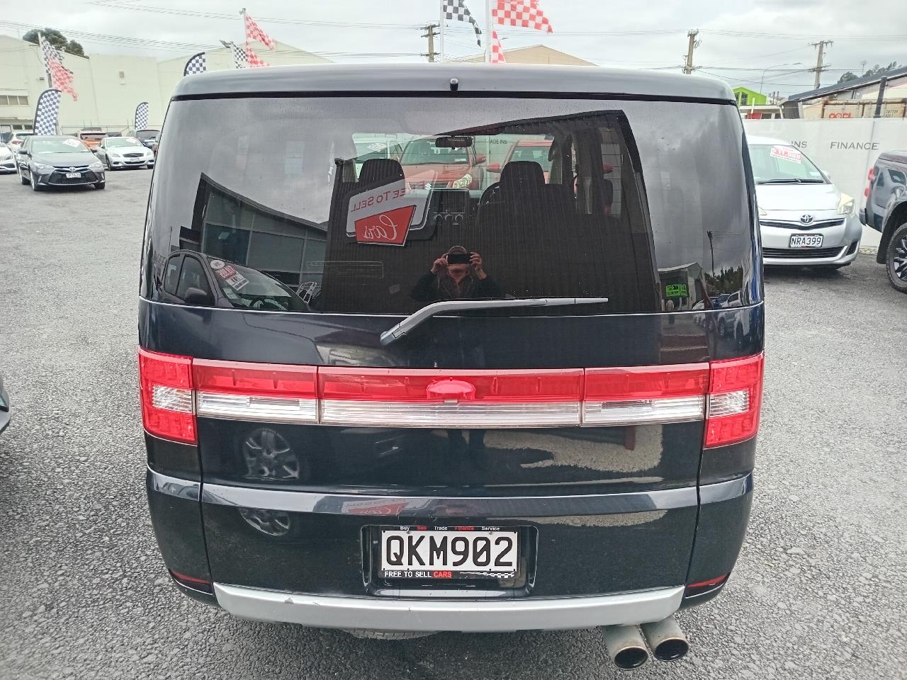 2008 Mitsubishi DELICA