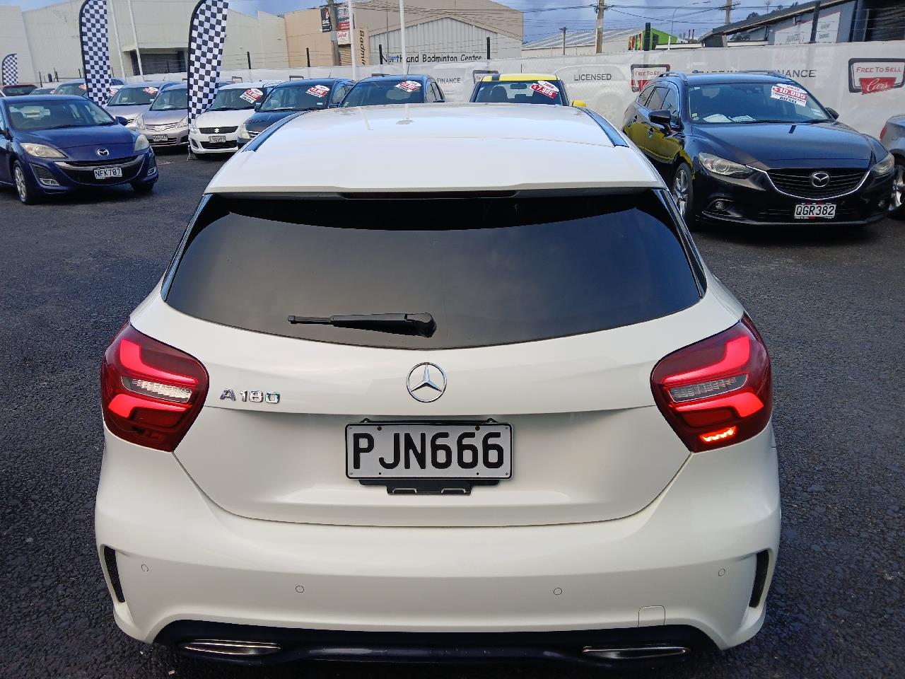 2016 Mercedes-Benz A180