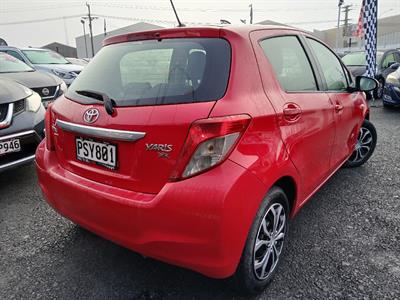 2013 Toyota Yaris - Thumbnail