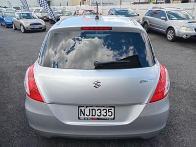 2015 Suzuki Swift - Thumbnail