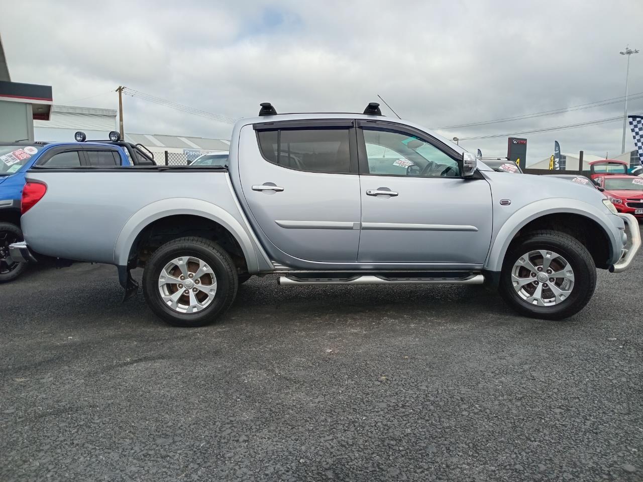 2015 Mitsubishi Triton