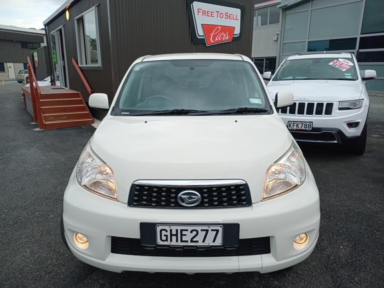 2012 Daihatsu TERIOS